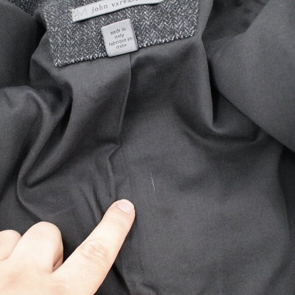 John Varvatos overcoat Men's 42 Double Breasted Wool Blend Herringbone coat peak - Picture 16 of 16